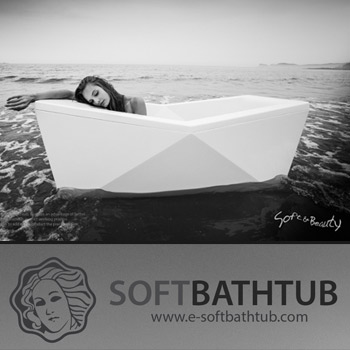 柔らかい浴槽　ソフトバスタブ／フリーバス企画